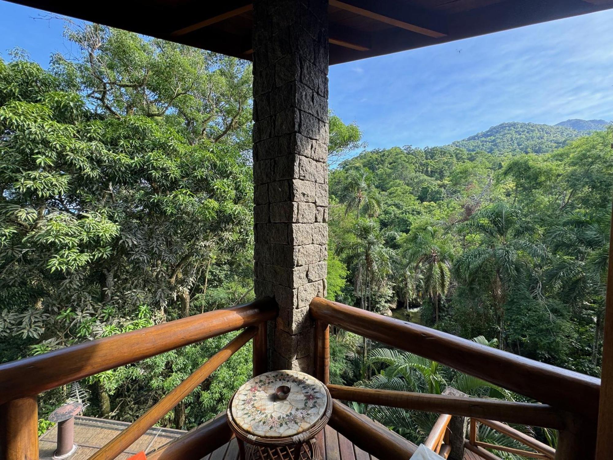 Cachoeira Da Rocha Ilhabela