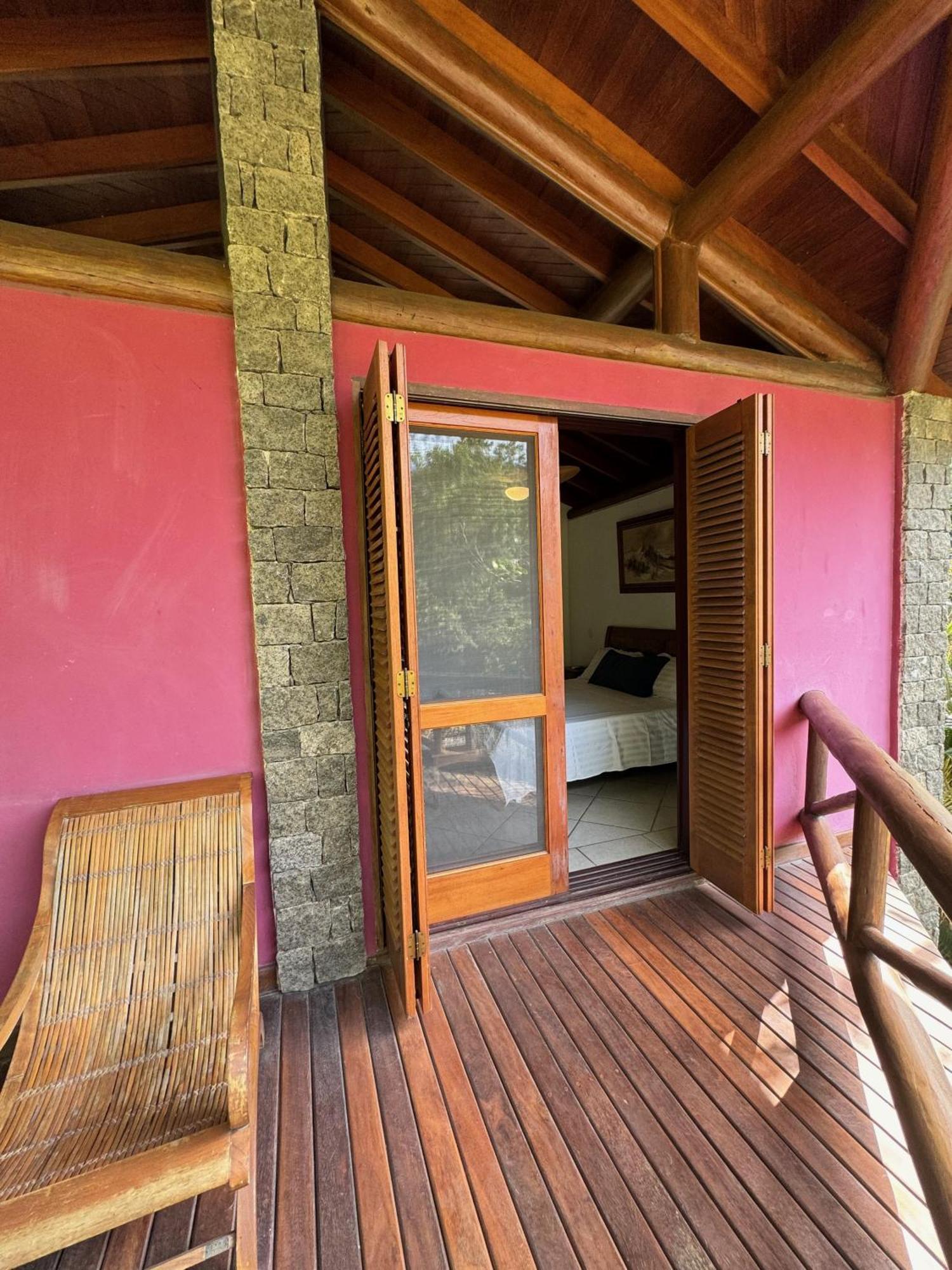Cachoeira Da Rocha Ilhabela